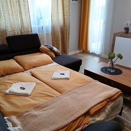 Shine Apartman 赛特古特哈德 外观 照片