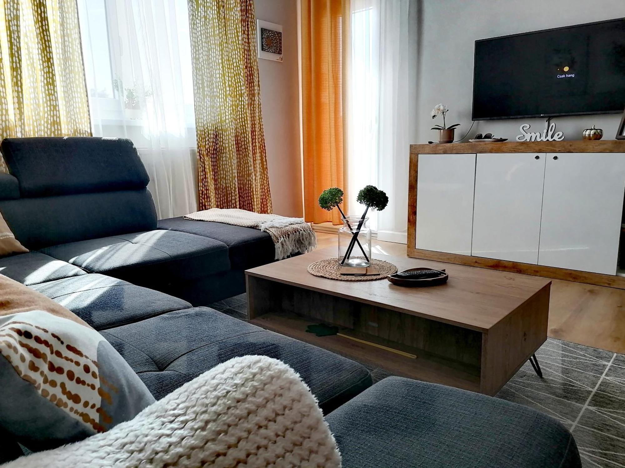 Shine Apartman 赛特古特哈德 外观 照片